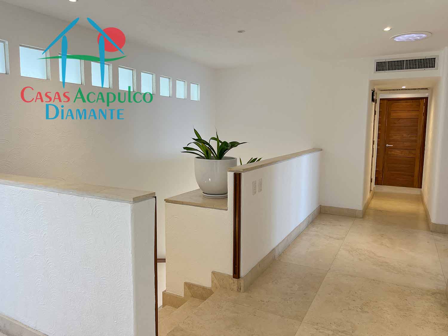 Residencial Playamar Caoba PH 1 - Escaleras 3